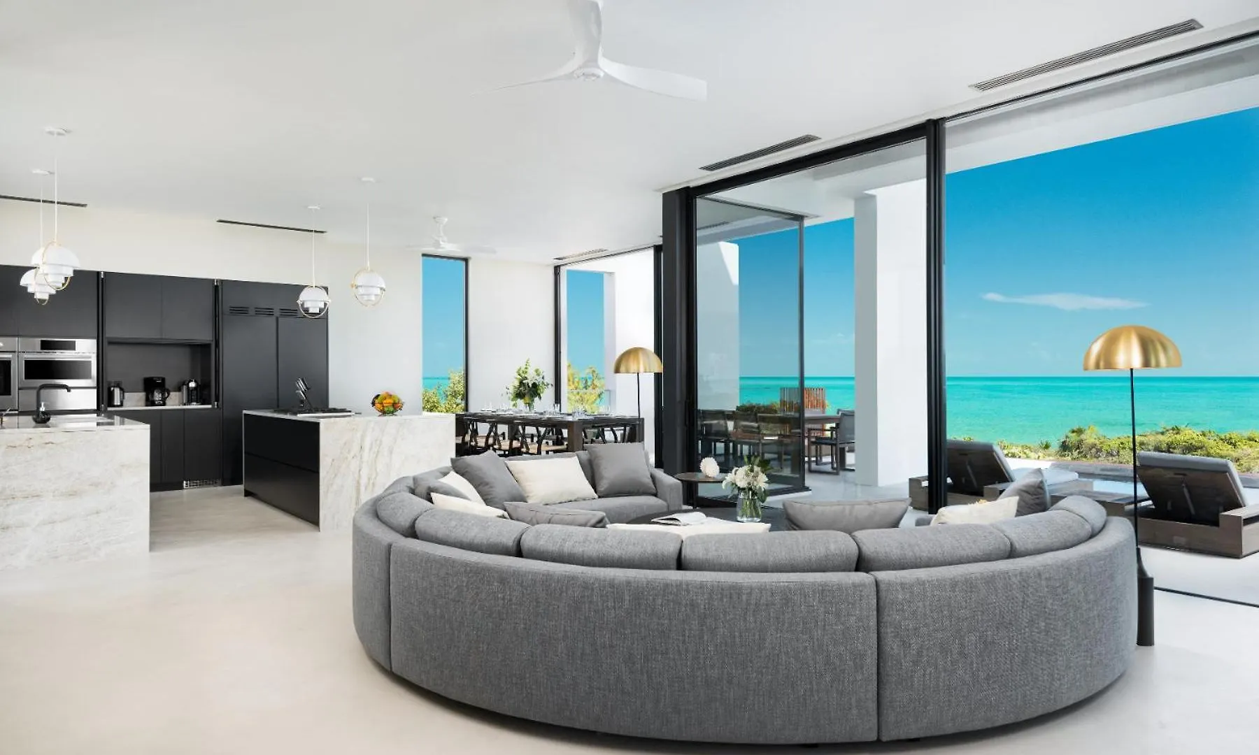 Uxue Villa Long Bay 0*,
