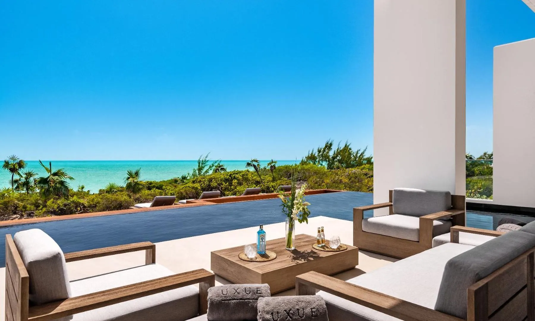 Uxue Villa Long Bay