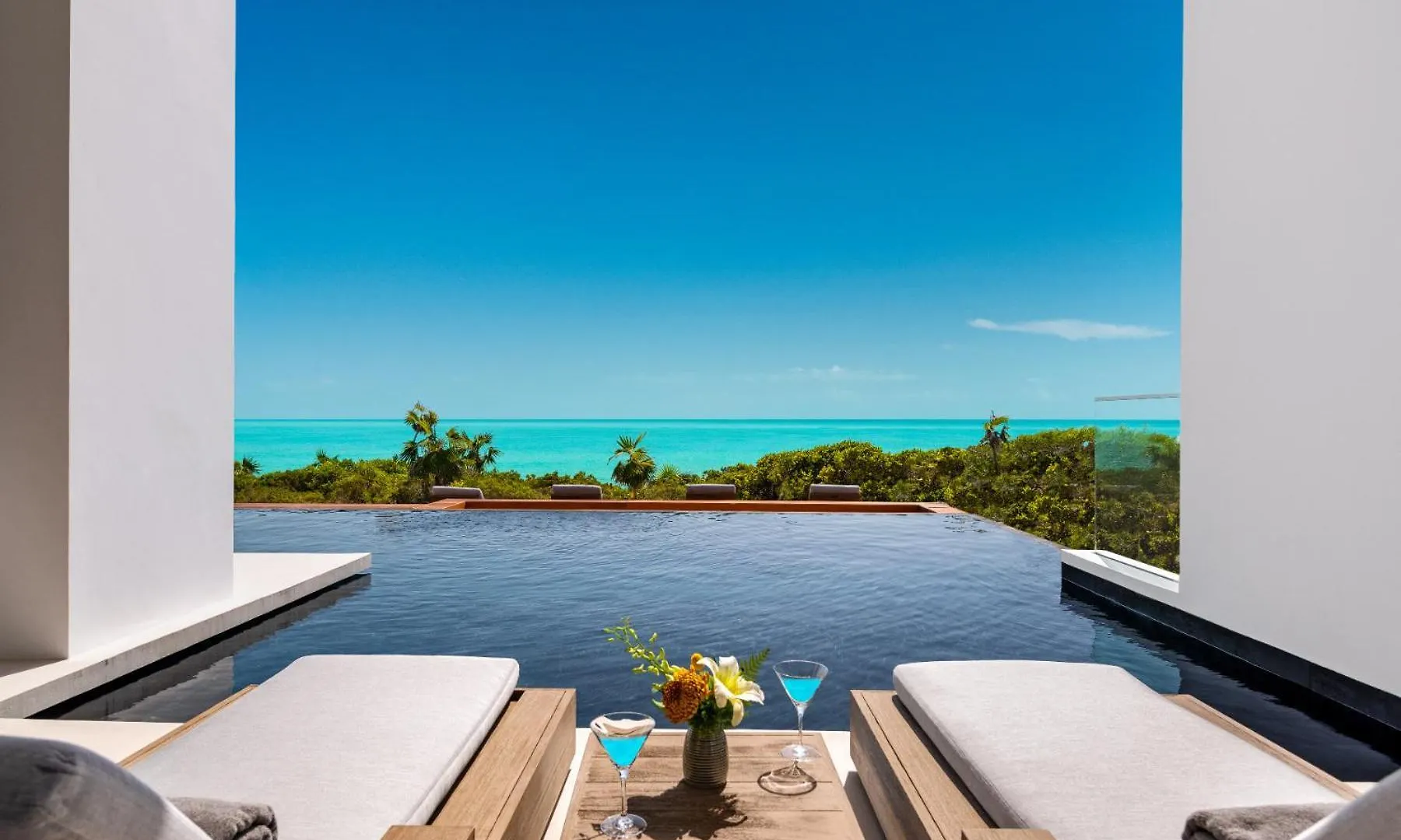 Uxue Villa Long Bay